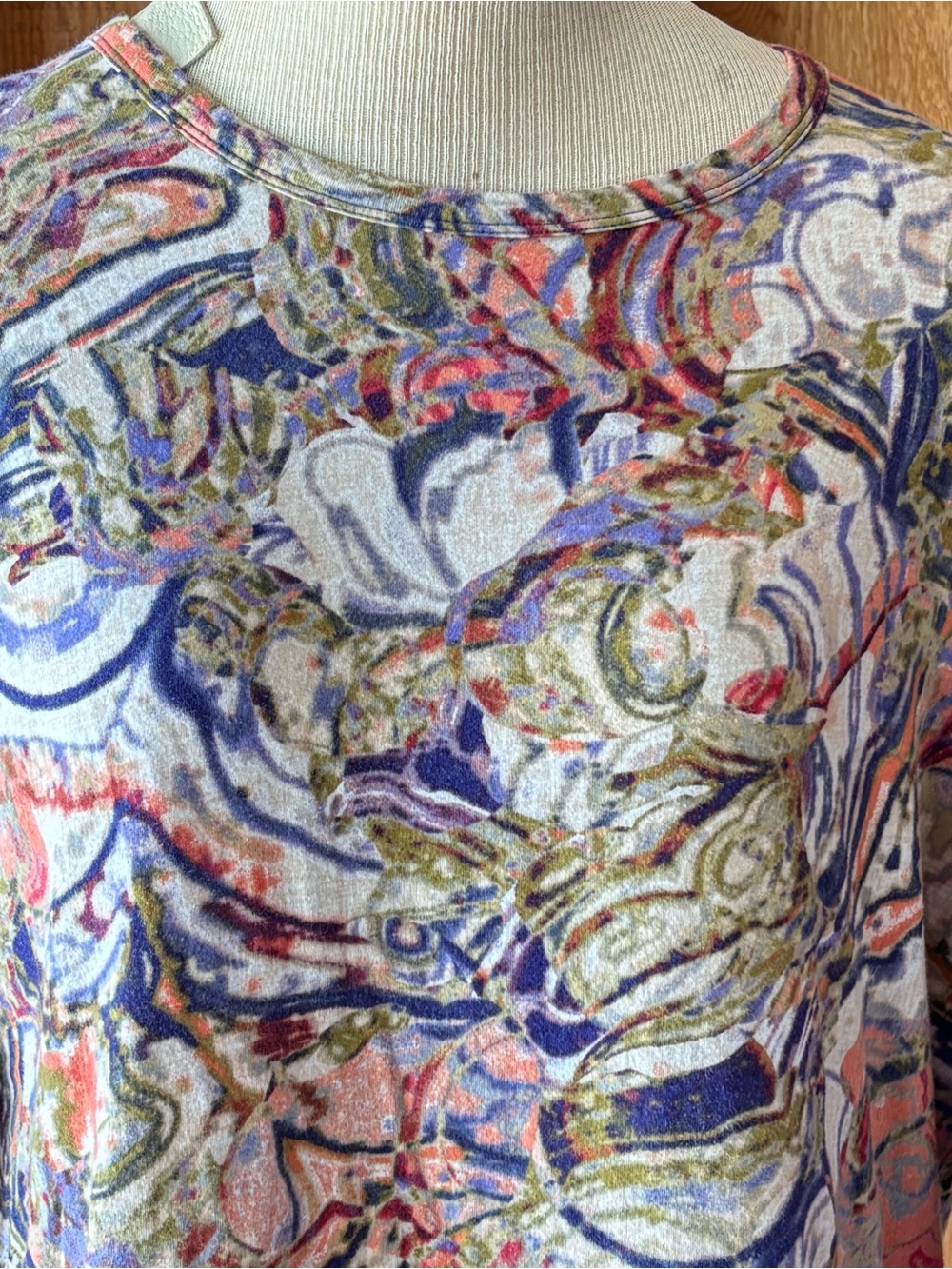 Simply Vera Abstract Multicolor Long Sleeve Pullover Top 100% Cotton Top Size XL - Picture 2 of 8